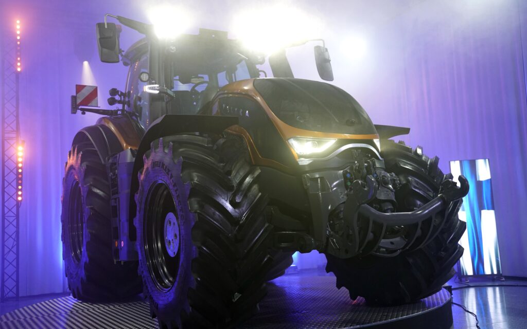 Tractor in the industry launch