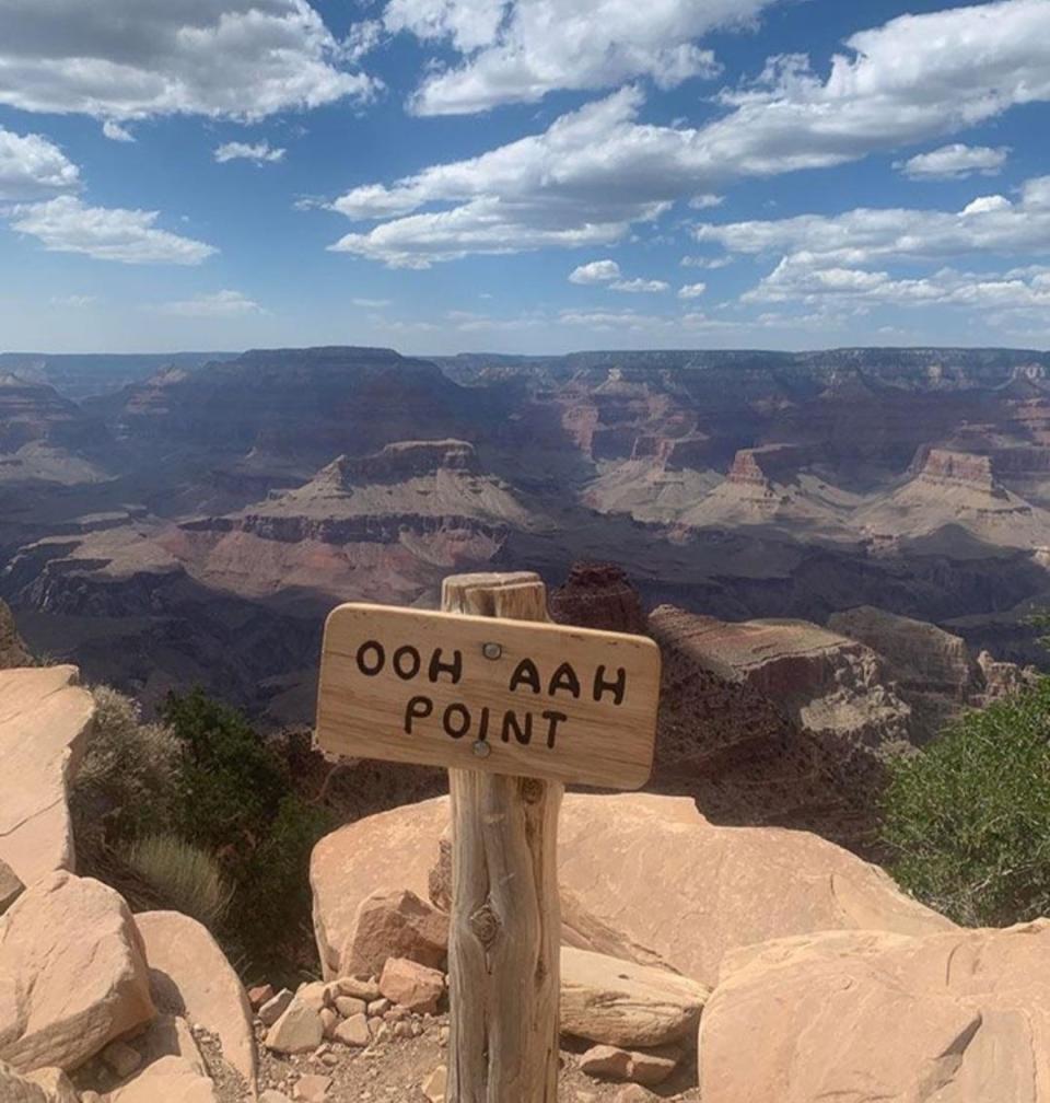 Check in front of the Grand Canyon that says "Oh oh point"