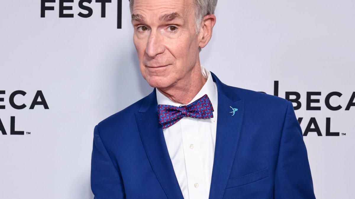 How Bill Nye, The Science Guy Taught Google Bard How Artificial Intelligence Can Help Save the World